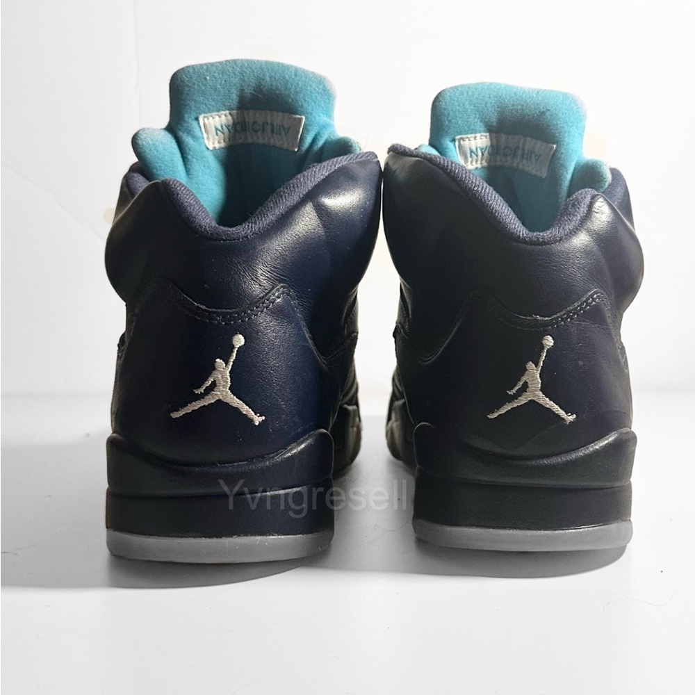 Jordan Brand Retro 5 “Hornets” - Picture 7 of 13